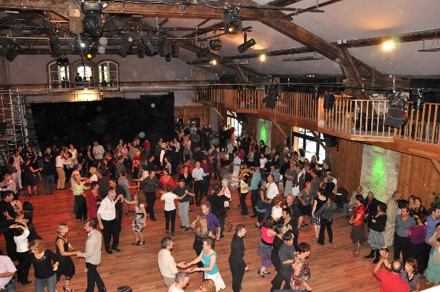 min 2008 10 05 station danse 084